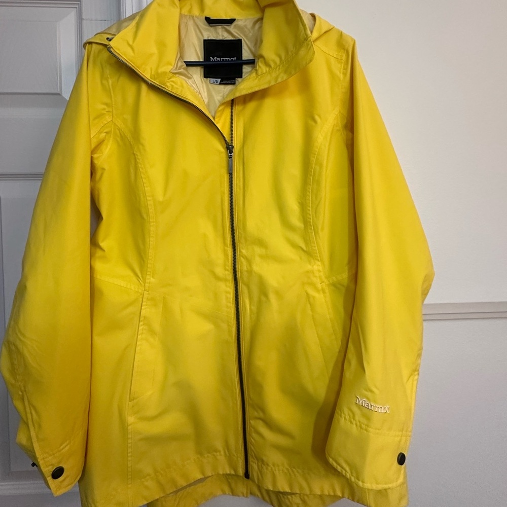 Marmot Women's Vibrant Yellow GORE-TEX Rain Jacket